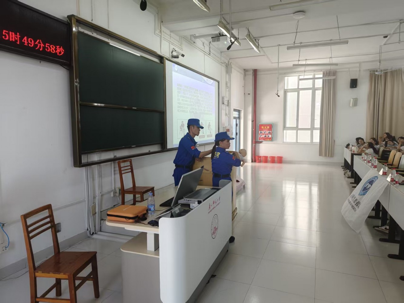 a3320d2172e6a69d88692ed9e654200b