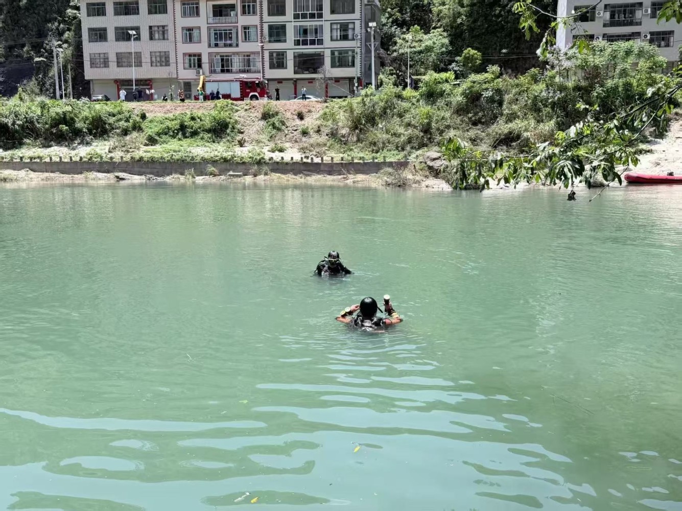 微信图片_20261004162431_94_12 微信图片_20261004162431_94_12